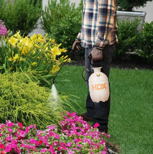 1 Gallon Multi-Purpose Lawn and Garden Pump Sprayer