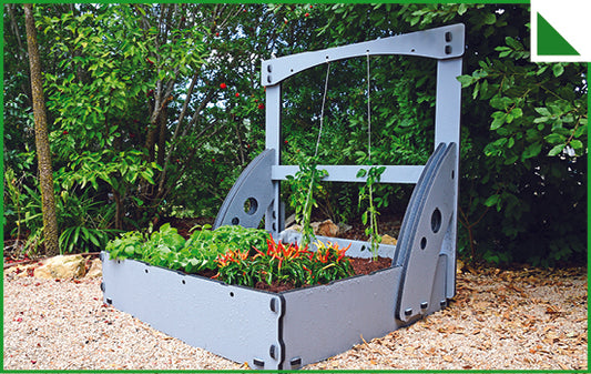 Vegetable Grow Bed W/ Trellising Kit